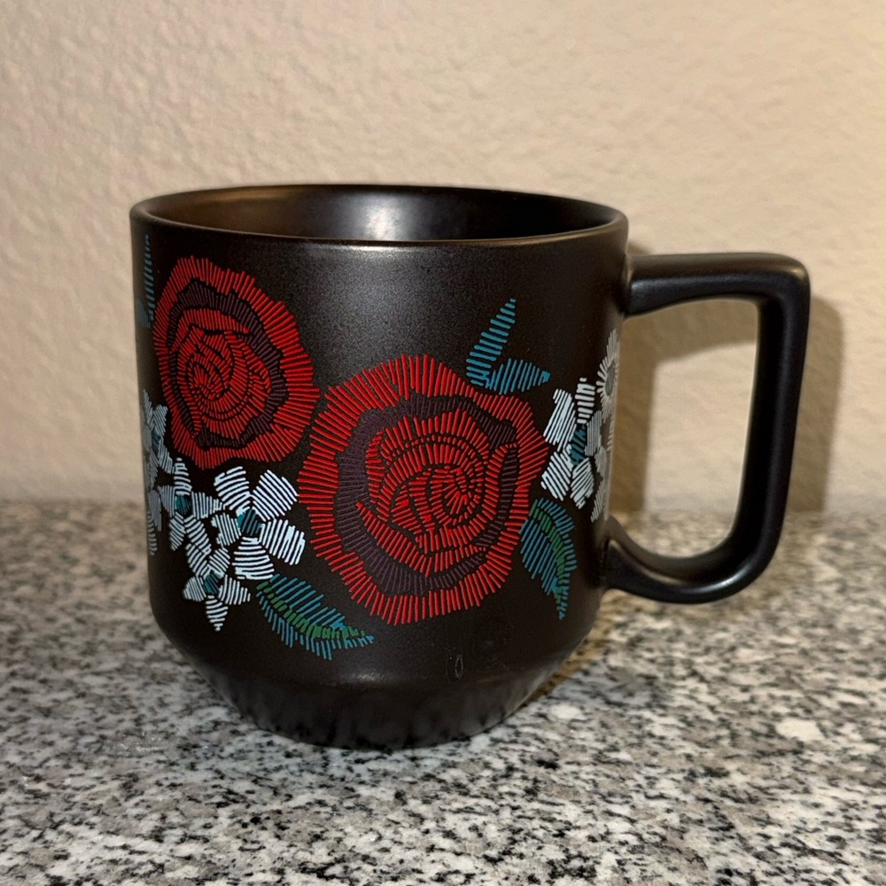 Starbucks floral stitch black mug